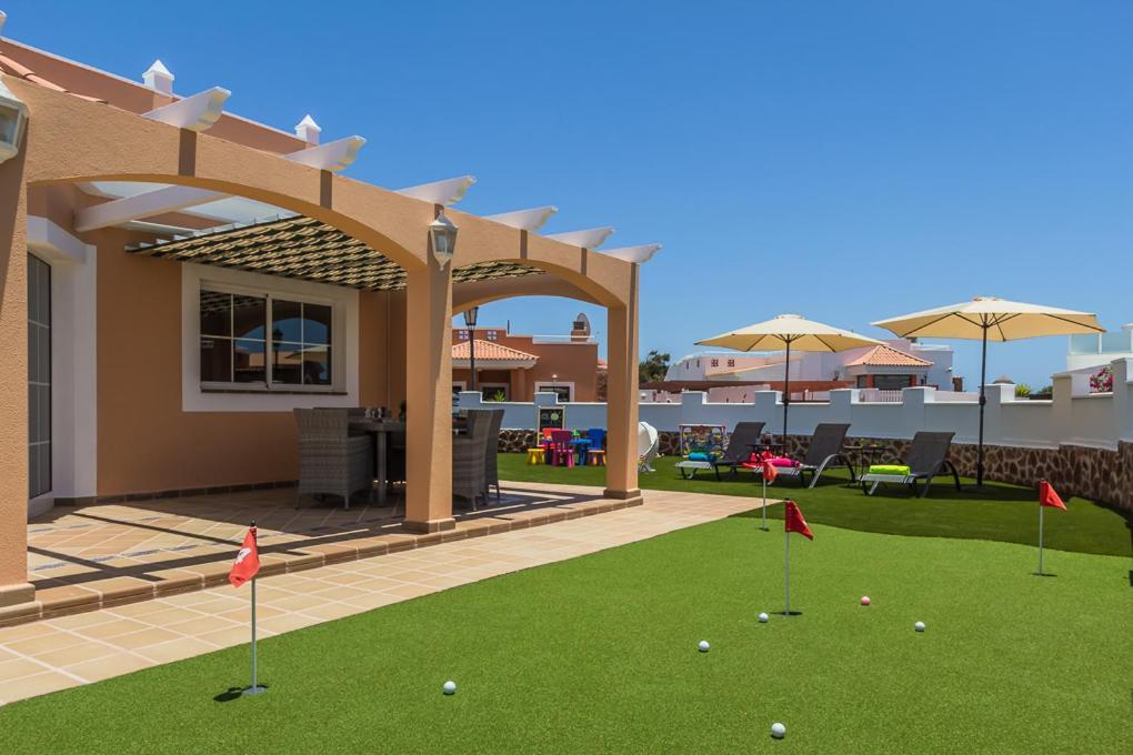 Perfect For Family Holidays With Private Pool, Near Beach And Golf- Villa Ashley Costa De Antigua Exterior foto